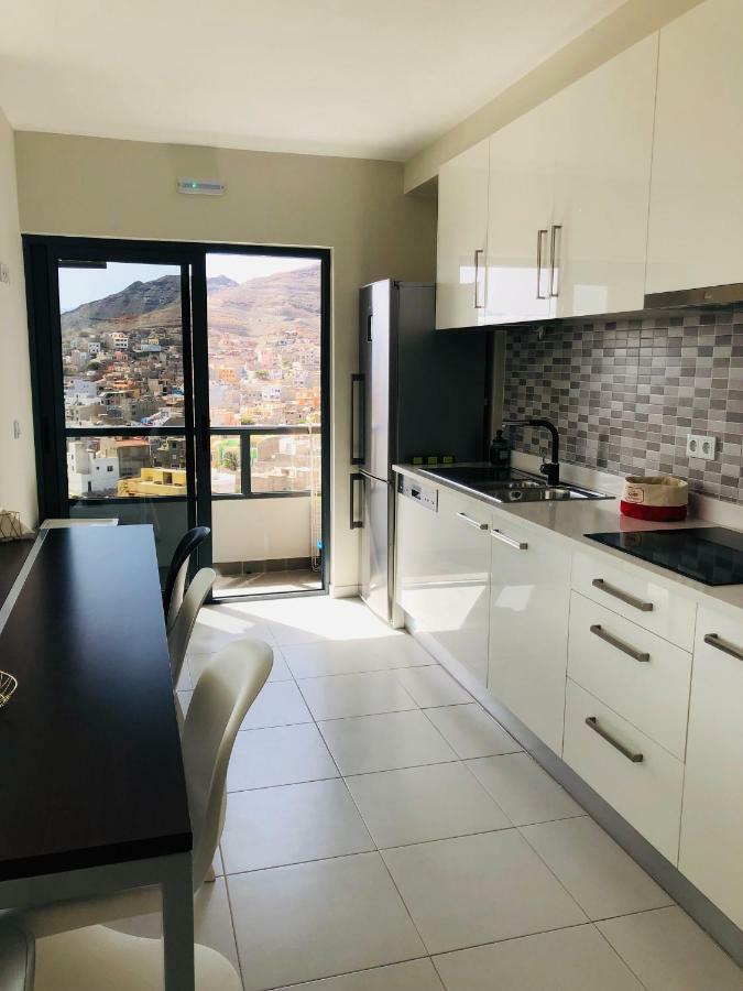 Kasa Imbondeiro Apartment Mindelo Luaran gambar